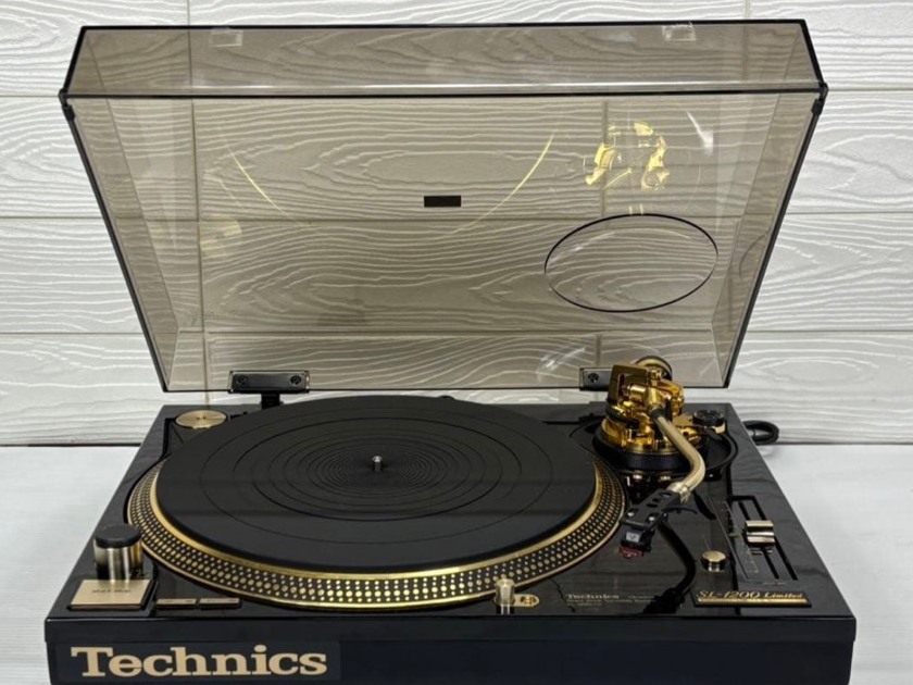 テクニクス ターンテーブル SL-1200
